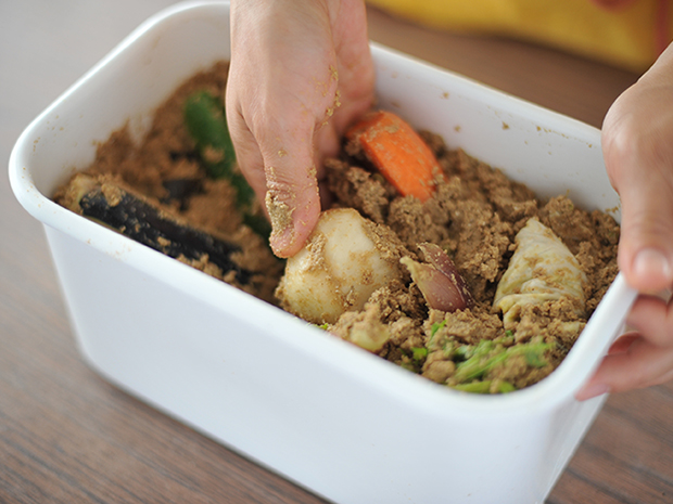 Nukazuke Pickles: Simple Joys of Rice Bran Fermentation
