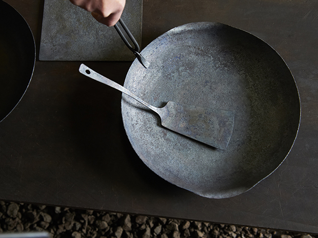 Utensils and Tableware in One: The Beauty of the Practical