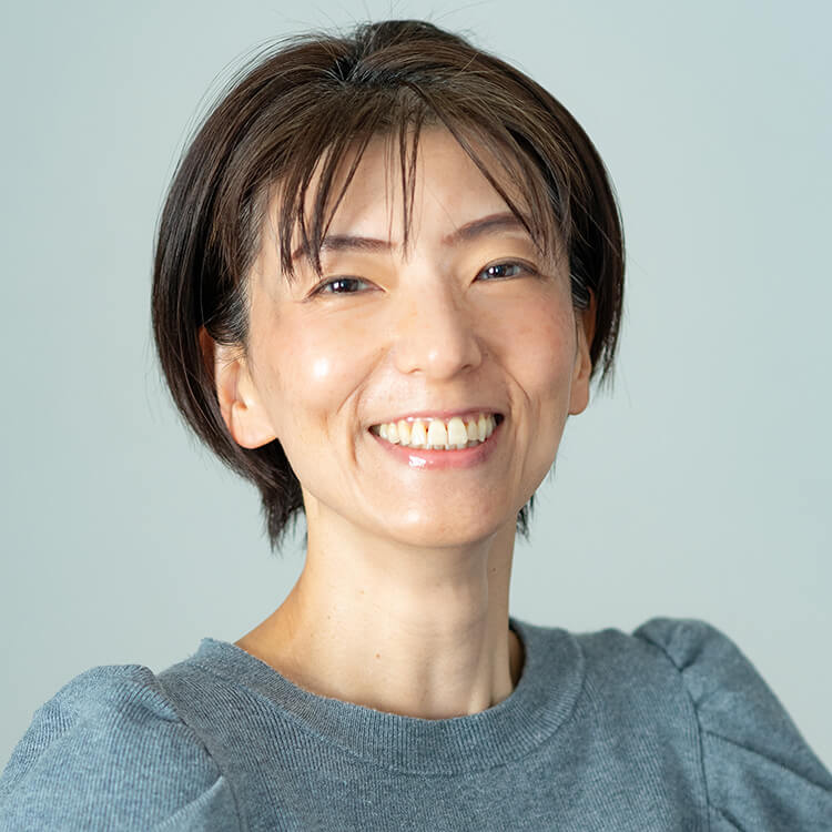 Iwama Akiko